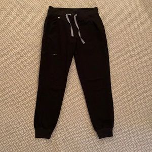 FIGS XS petite scrub joggers